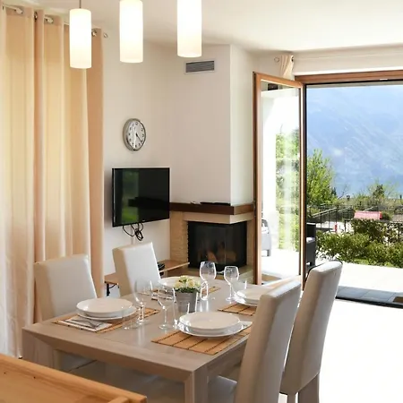 Gli Ulivi 4 In Tremezzina トレメッツォ